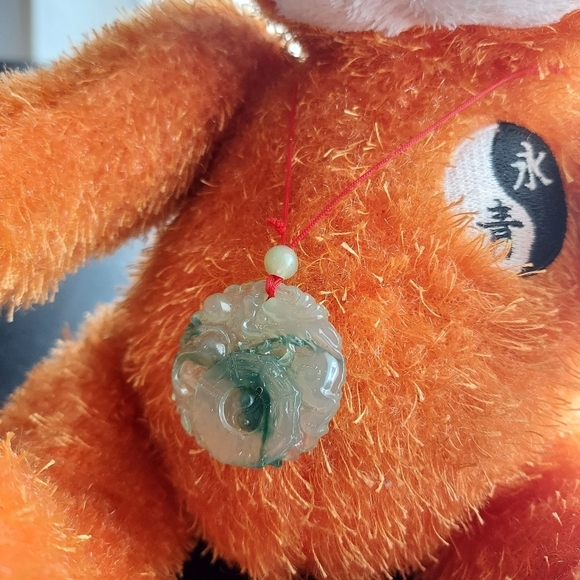 Fiesta 8" Sitting Bear W/Ying Yang Emb. And Jade Pendant - Picture 2 of 8